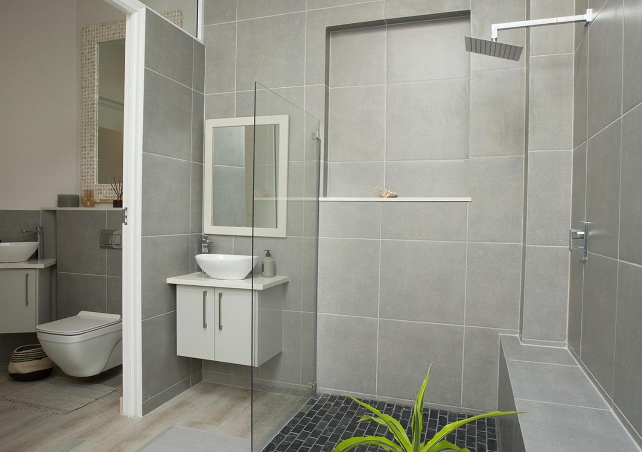 The Beachclub 17 Hout Bay Room photo